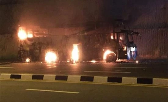 Τραγωδία στην Ταϊλάνδη: Νεκροί 20 εργάτες από τη Μιανμάρ από πυρκαγιά σε λεωφορείο